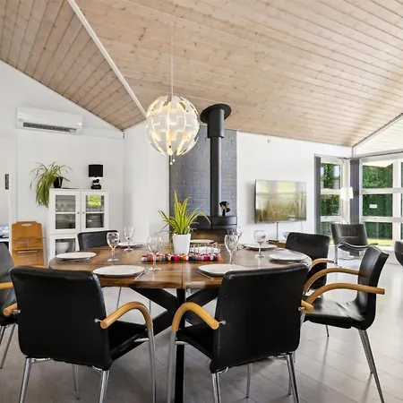 Gunva - 30km From The Sea By Interhome Toftlund