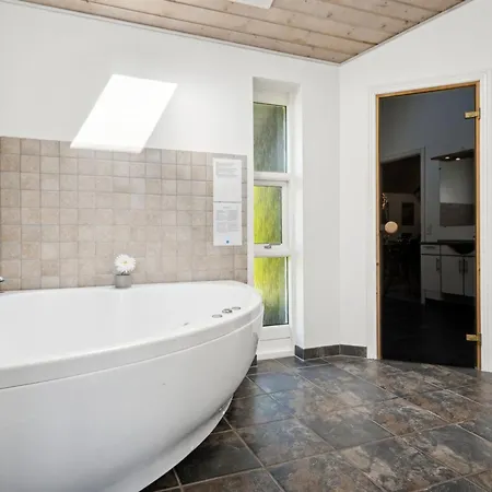 Nyaraló Gunva - 30km From The Sea By Interhome *